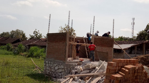 Tahap Pembangunan Rumah Pilah Sampah