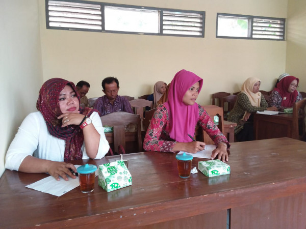 Kader poktan Tri Bina mengikuti kegiatan Musyawarah kampung KB