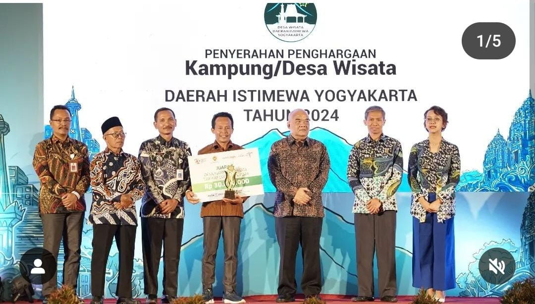 Penganugrahan Juara III Desa Wisata Terbaik se Provinsi DIY Tahun 2024