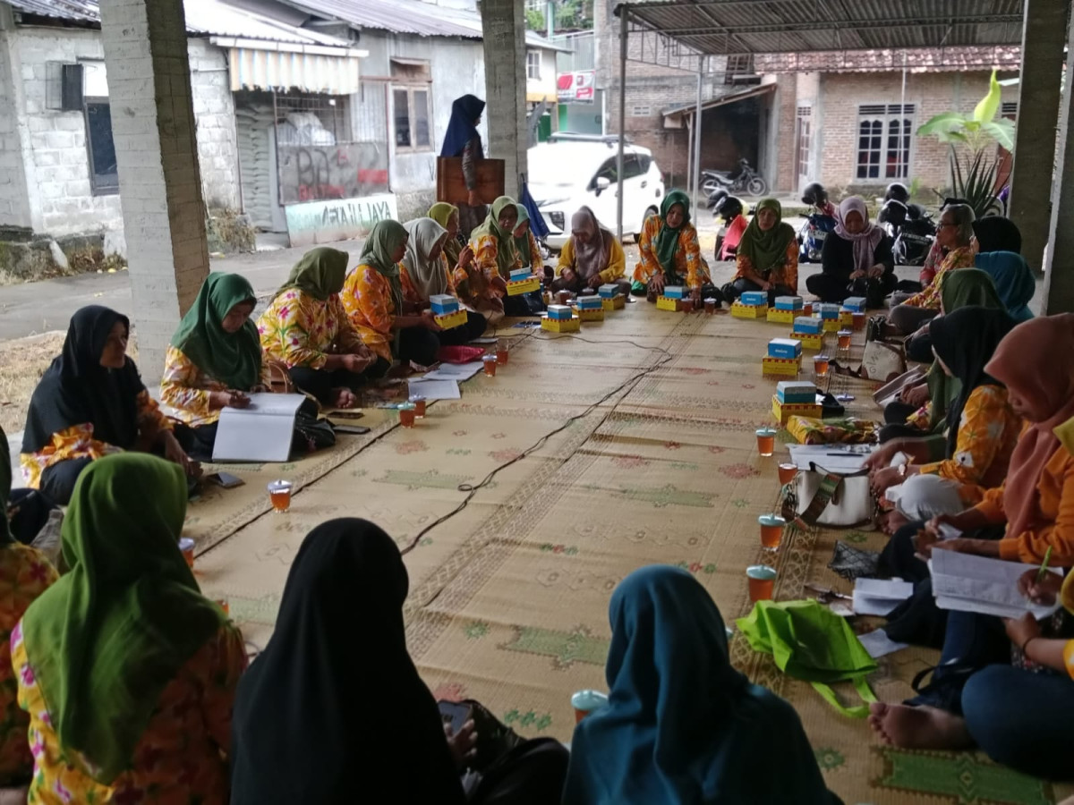 Pertemuan PKK Padukuhan Kaliabu tanggal 8 April 2025 di Balai RW Patuk