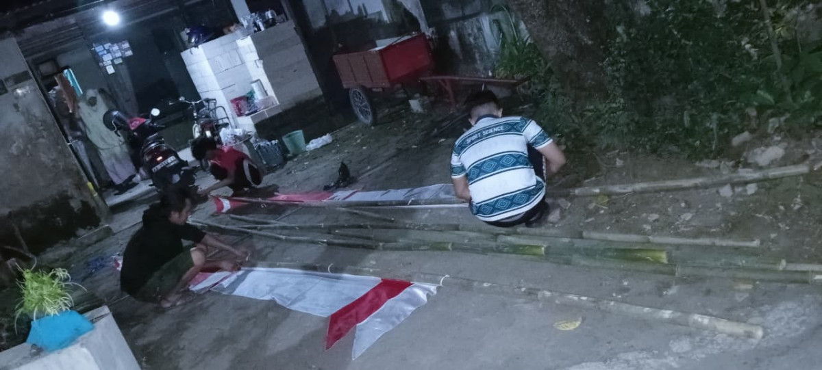 Kerja bakti bapak2 dusun somodaran RT 03 RW 10