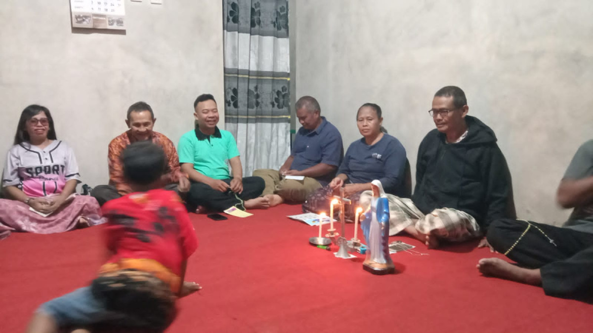 Doa Rosario hari ke 10 lingkungan St Martinus