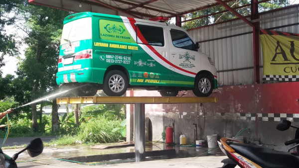 Mobil Layanan Ambulan NU