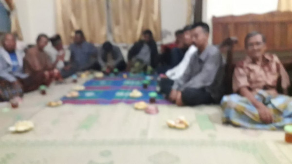 Rapat RT.01 / RW.14 setiap malam Rabu Legi Kampung KB Harapan Mulia Kregolan