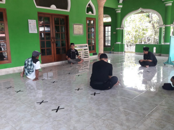 Musyawarah Bantuan Jam Digital Masjid Baitul Muttaqin dari Kemenag Sleman
