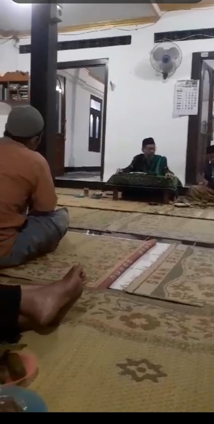 Pengajian rutin malam Selasa Pon masjid Hidayatul Muttaqien Mangsel