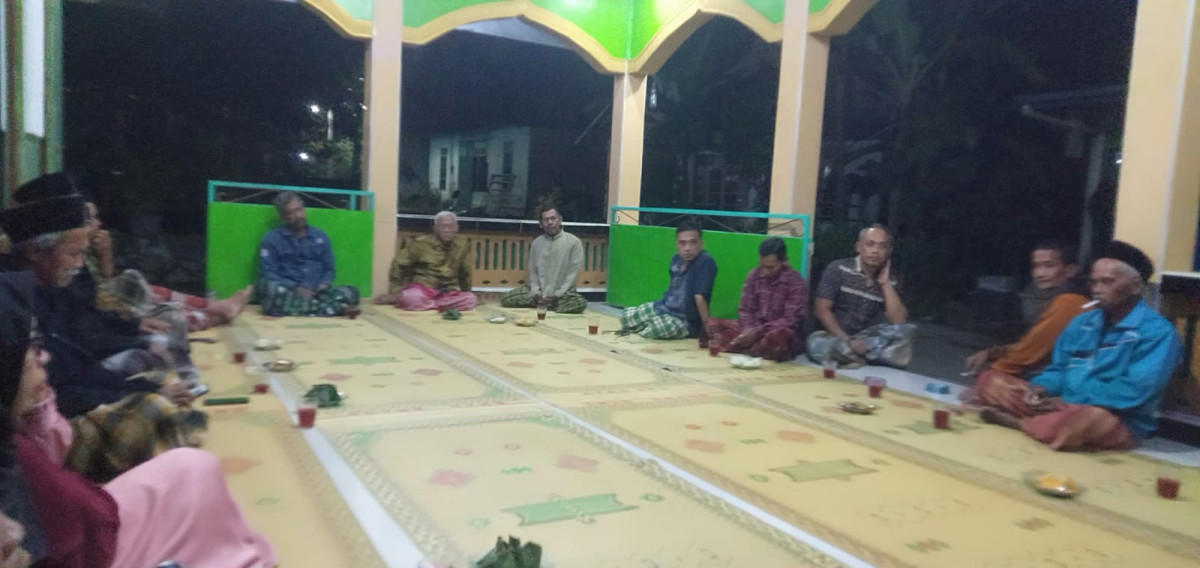 Rapat Rutin TaKmir Mushola Nurul Kamal