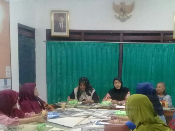 Seksi Pendidikan, Pertemuan rutin kader KB rw 17