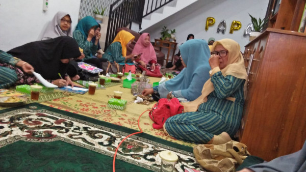 Seksi pendidikan, kumpulan PKK di Dusun Dero