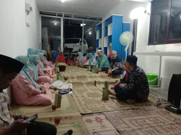 seksi sosial budaya, pertemuan dan sholawatan grup hadroh Al Muniroh Karangasem Gempol