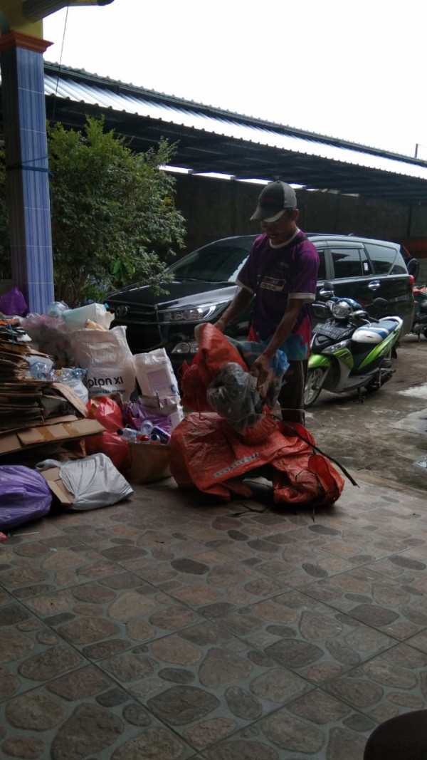 seksi lingkungan, Bank sampah Usada,RT 10 RW 51,Babadan Baru