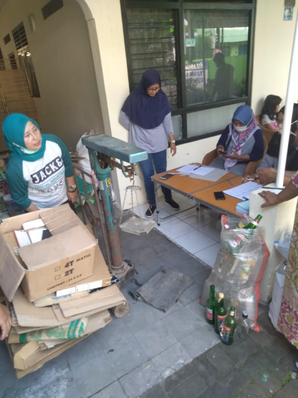 seksi lingkungan, bank sampah rw 20 dan rw 21 di padukuhan ngringin