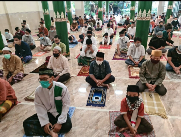 Seksi Agama, Sholat iduladha di masjid Nurul Hidayah kayen