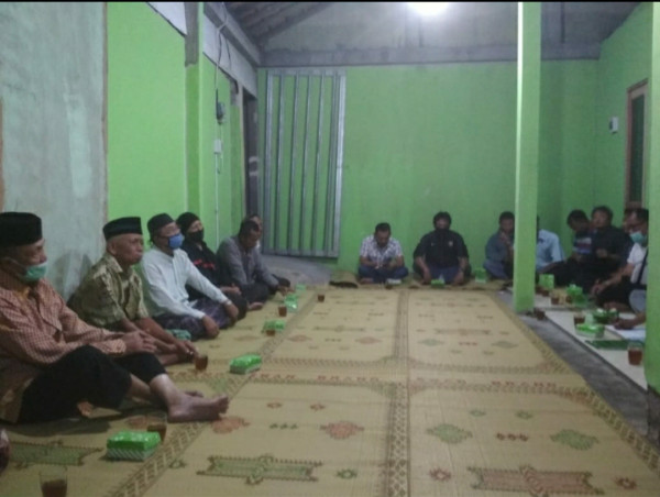 Seksi Pendidikan, Pertemuan rutin bapak- bapak