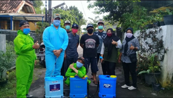 Seksi lingkungan, Penyemprotan disinfektan