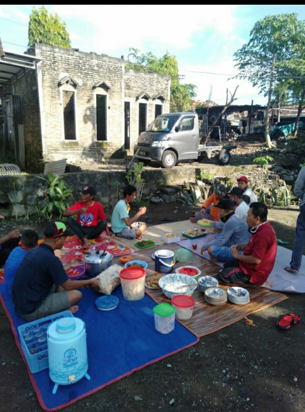 Seksi lingkungan, Penyemprotan disinfektan