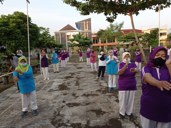 Senam jantung sehat RW 26 pringgolayan padukuhan dabag 