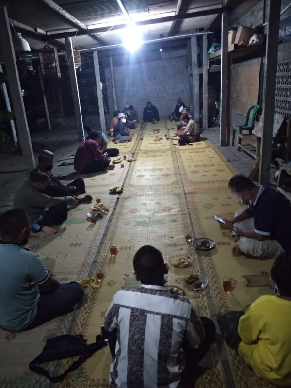 Rapat Pembubaran Panitia Qurban RT 04 - RW 12 Karangasem Gempol,