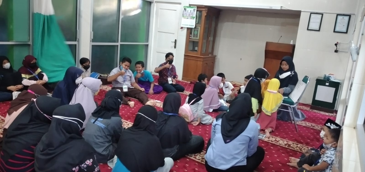 TPA mushola Al Ikhlas Padukuhan Ngringin  setiap hari Senin Rabu Jum'at selama Romadhon , habis sholat ashar sampai maghrib