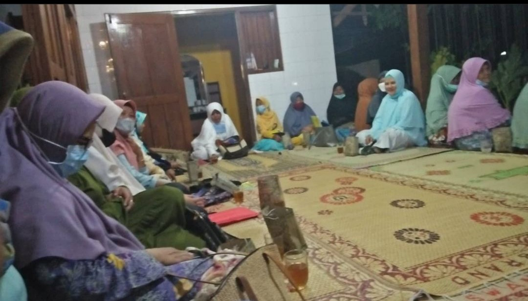 Pengajian rutin setiap malam Jum'at AL HIKMAH sanggrahan