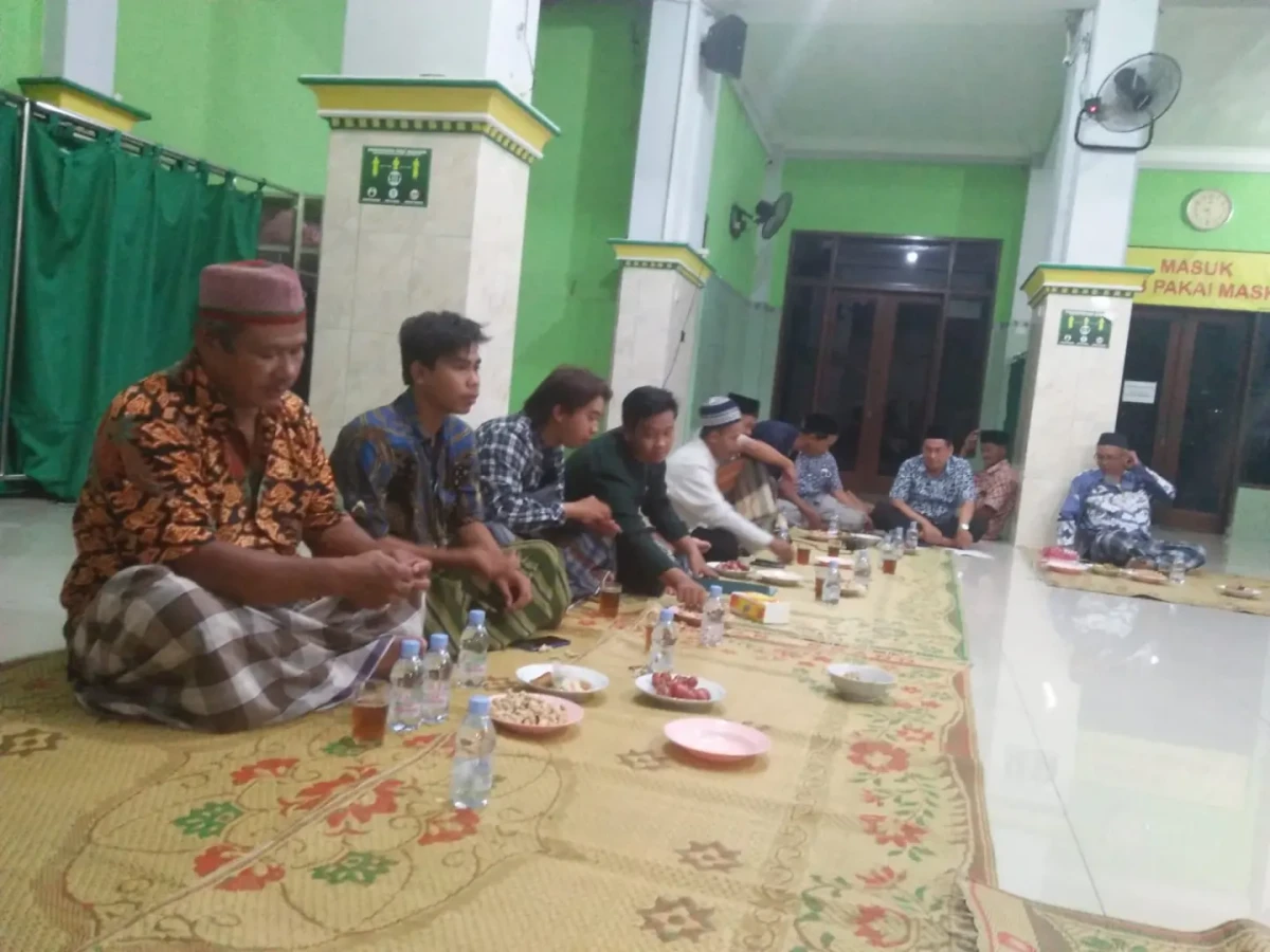 Rapat persiapan iedul adha di padukuhan soropadan