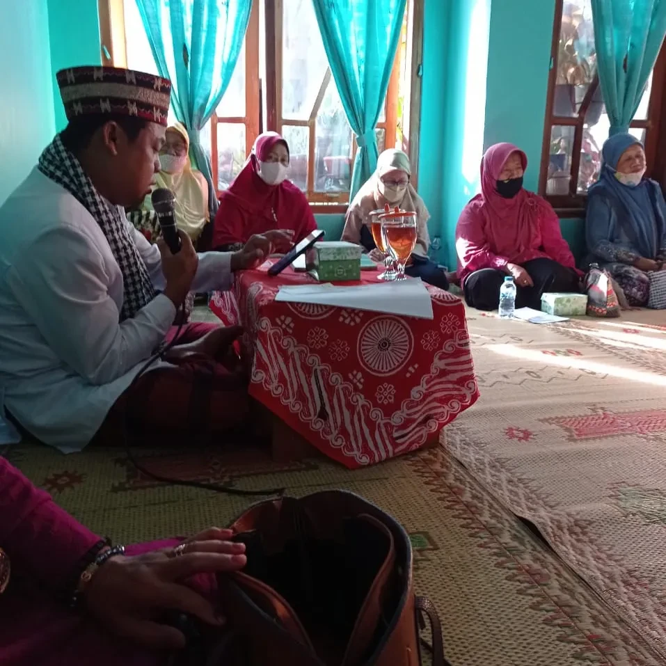 Pengajiam Al Jami'ah ibu2 RT 7 & RT 8  RW 22 BLOK 1 , Jum'at ,   9 Des '22 . Jam : 15.30 . Tempat : rumah ibu Sudarsih Jl Kantil 4 .