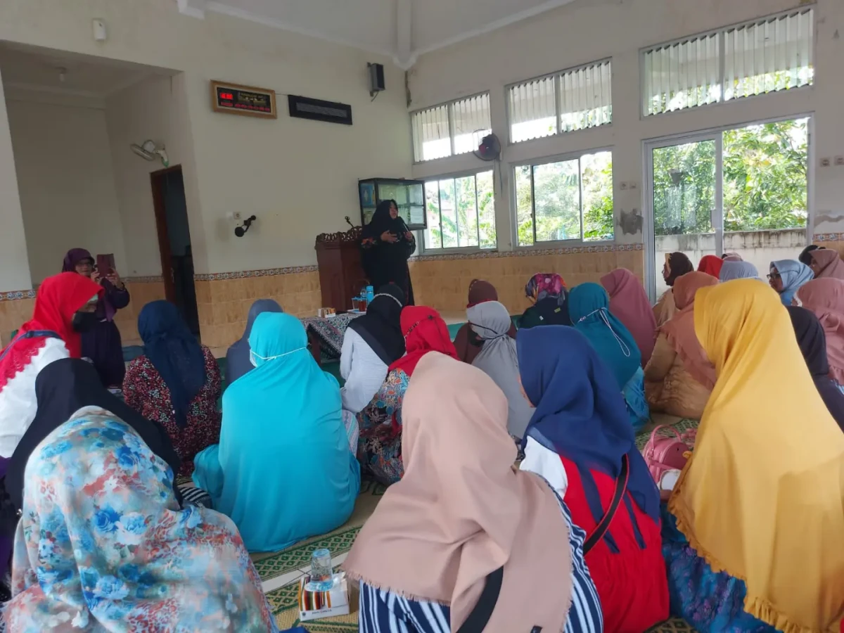 Pengajian ibu2 An-Nur tiap tgl 24  Hari : Selasa 24 Januari 2013  Pukul : 16.00 - 17.30 wib  Tempat : mushola Annur   Pembicara : ustadzah Hjh.Dewi nurlaila S.pd.AUD  Tema : orangtua tangguh