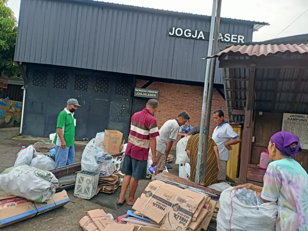 kegiatan bank sampah gorongan lestari  di gorongan hri minggu,29 jan 2023 jam 07 sampai jam 9.00