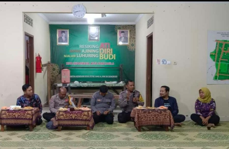 Bhabinkamtimas Condongcatur bersama anggota Binmas Polsek Depok Timur melaksanakan kegiatan penyuluhan tentang pencegahan kenakalan remaja