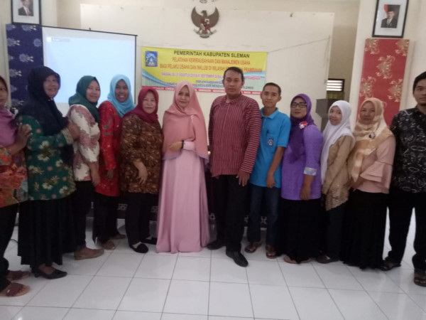 Pelatihan Kewirausahaan dan Manajemen Usaha Di Wilayah Kecamatan Prambanan Sleman