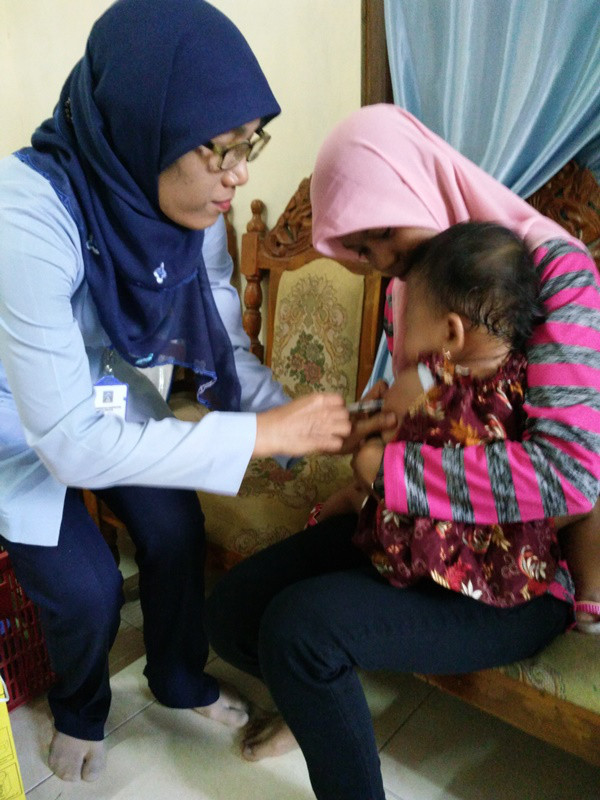 Imunisasi Campak Rubella MR Dusun Sengir 