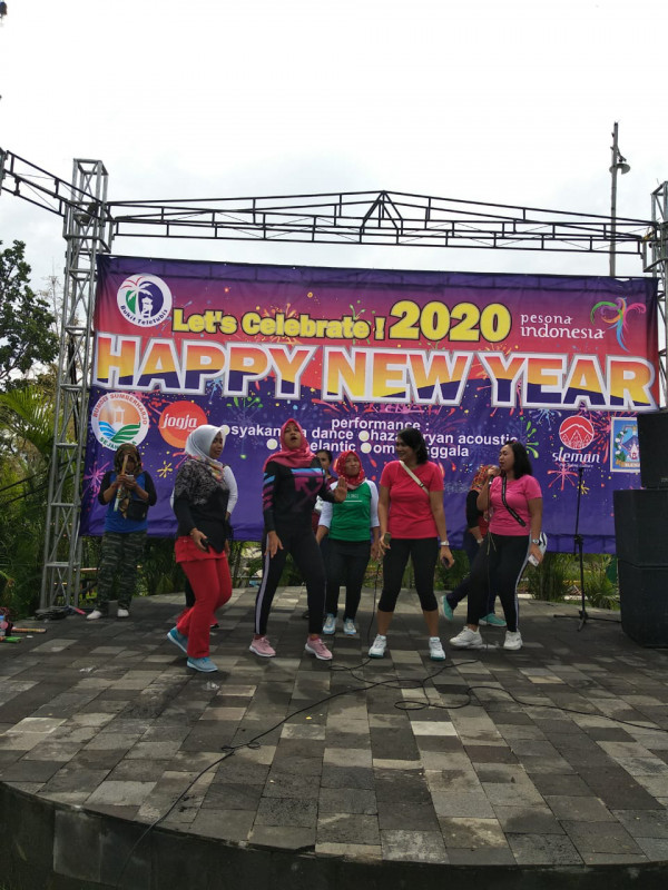 Senam Macan Domes Happy New Years 2020