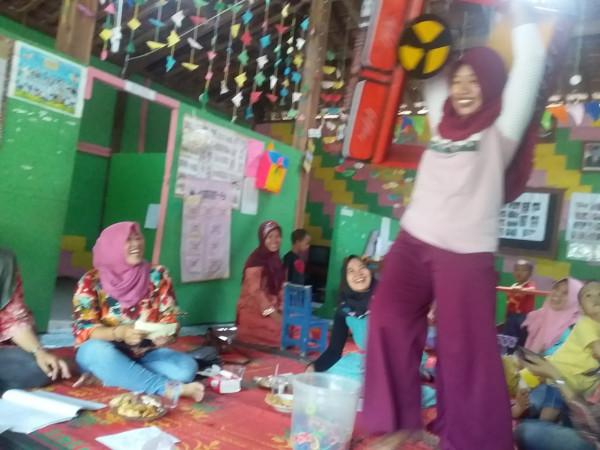 Pertemuan Rutin Bina Keluarga Balita (BKB) Kampung KB Sengir Sumberharjo