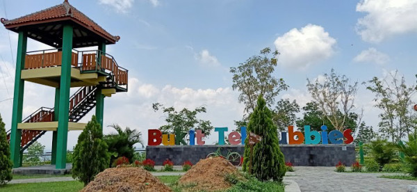 Kampung KB Sengir_Wisata Bukit Teletubbies Sengir