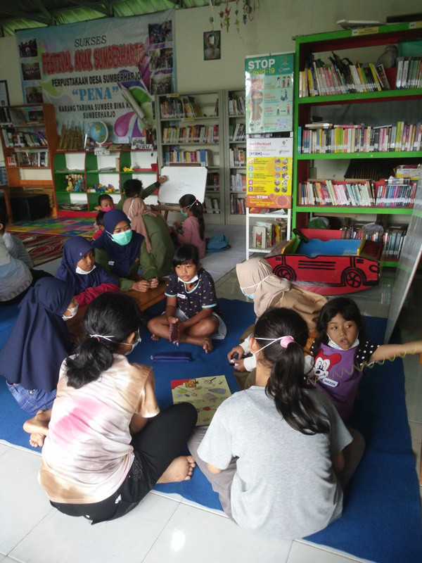 Monitor Kegiatan Perpustakaan Desa Sumberharjo_Kegiatan KKN UPN_Pendampingan Belajar Anak