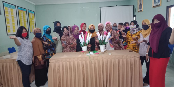 Kegiatan Kelurahan Sumberharjo_Sekolah Jum'at_Kreatifitas