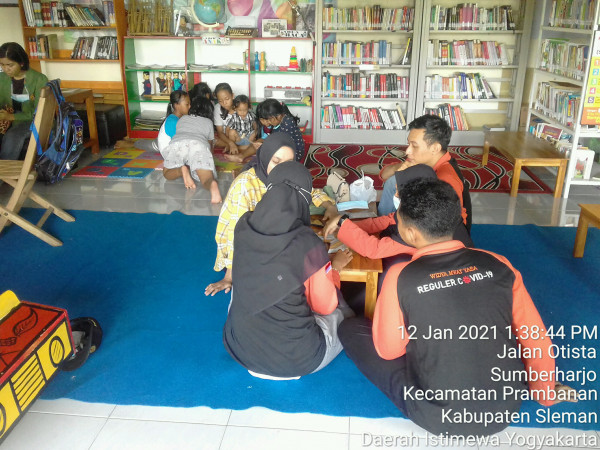 Kampung KB Sengir_Monitor Kegiatan Perpustakaan Desa Sumberharjo_ KKN UPN "Veteran" Yogyakarta