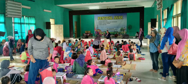 Kampung KB Sengir_Kegiatan Kelurahan Sumberharjo_Festival Anak Sumberharjo 2019_Perpustakaan Desa Sumberharjo_Lomba Mewarnai Tingkat Anak