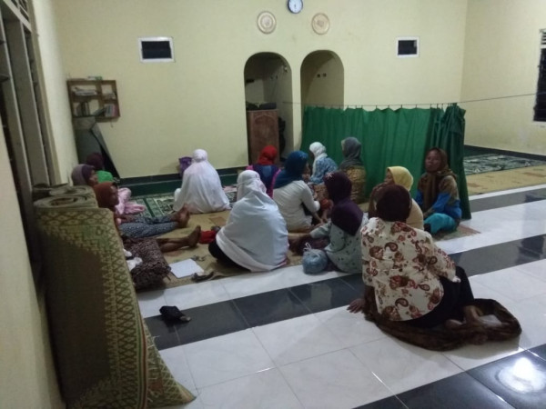 Kampung KB Sengir_Jama'ah Pengajian Malam Jum'at Ibu-Ibu Dusun Sengir RT/RW 03/26 
