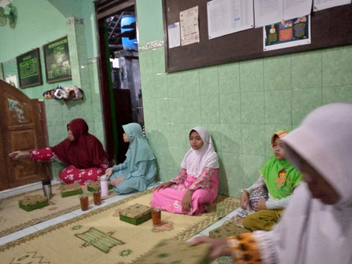 Kampung KB Sumberharjo Prambanan_Masjid Al-Huda Dinginan buka bersama_Seksi Agama