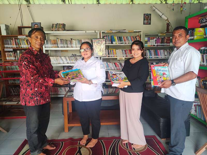 PERPUSKAL SUMBERHARJO "PENA" MENERIMA DONASI BUKU-BUKU BACAAN ANAK DARI GKR HEMAS