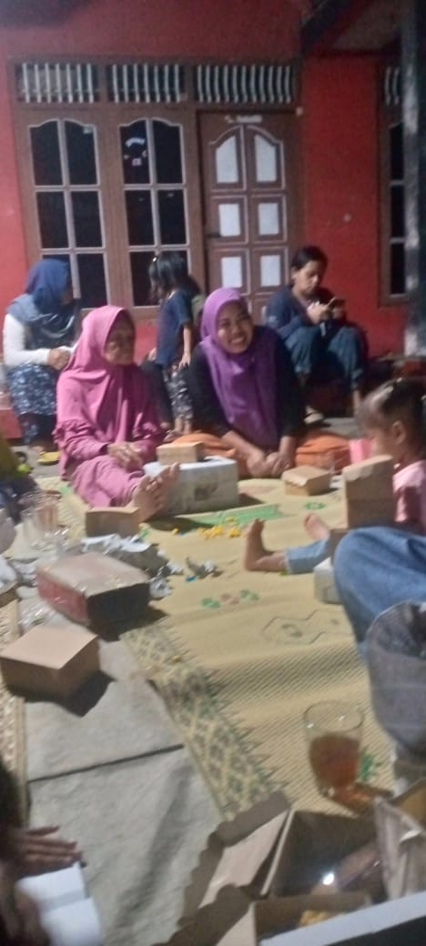 MALAM TIRAKATAN MEMPERINGATI HARI KEMERDEKAAN REPUBLIK INDONESIA KE-80 PADUKUHAN DINGINAN,