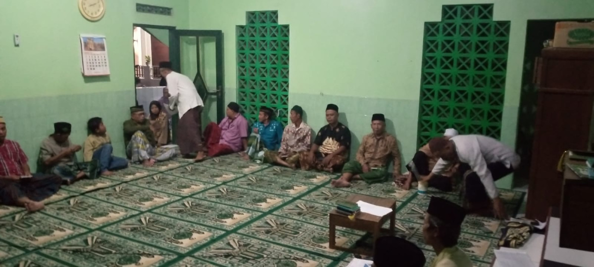 YASINAN MASJID AL IKHLAS PADUKUHAN DINGINAN,SUMBERHARJO,PRAMBANAN,SLEMAN