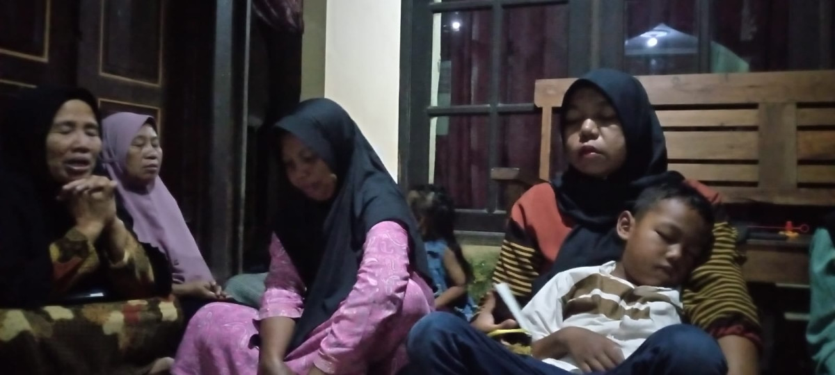 YASINAN MASJID AL IKHLAS PADUKUHAN DINGINAN,SUMBERHARJO,PRAMBANAN,SLEMAN