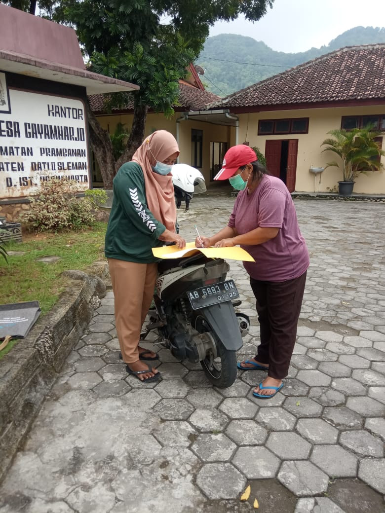 Penandatanganan Surat Pernyataan Penerimaan Pulsa TPK