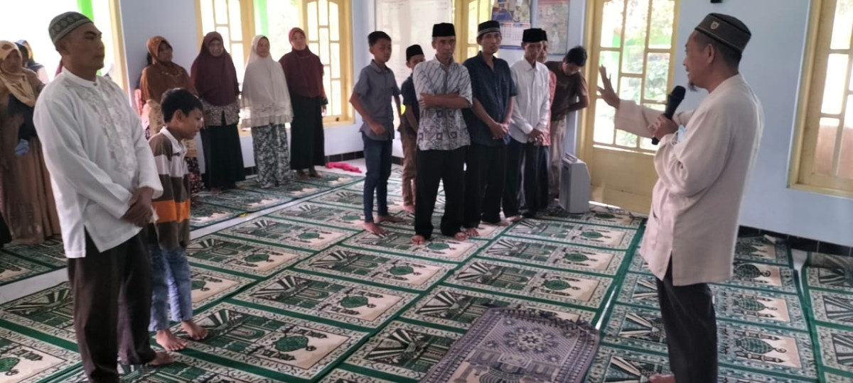 praktek sholat jenazah