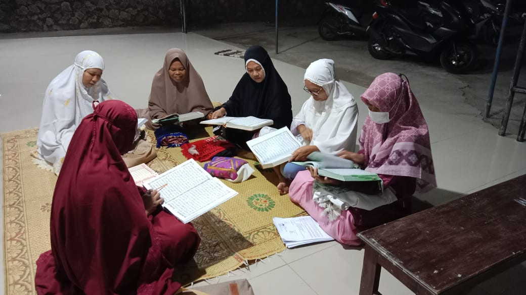 TPA Ibu-Ibu Masjid Al Ikhlas Padukuhan Kalinongko Lor