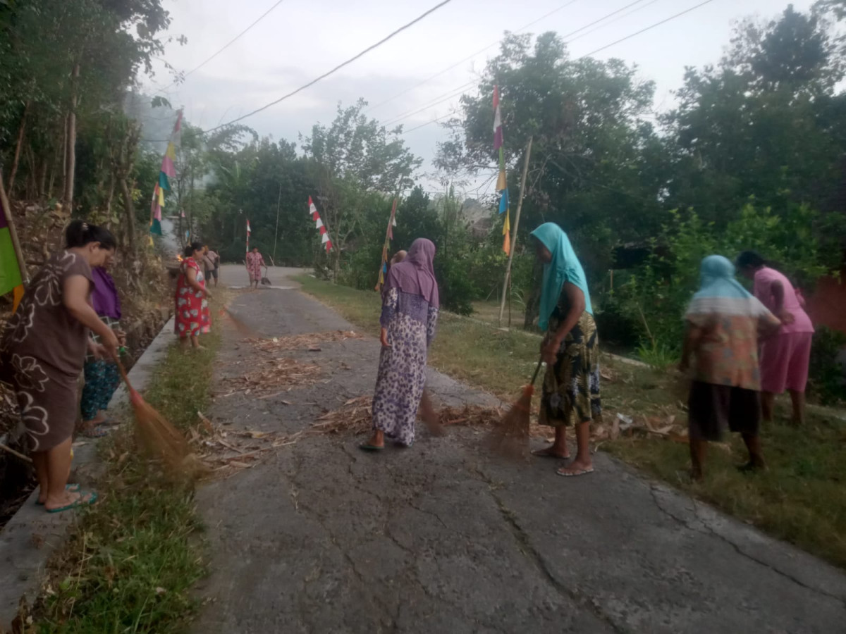 kegiatan gotong royong padukuhan jontro