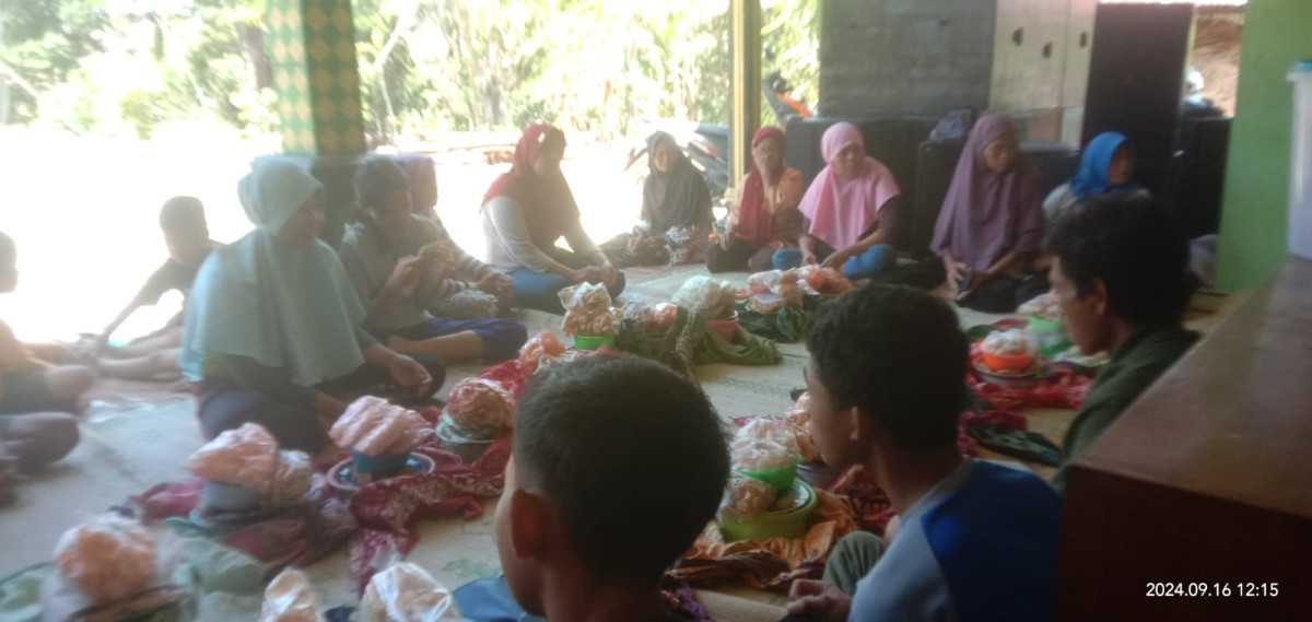 kegiatan kenduri mulutan padukuhan nawung