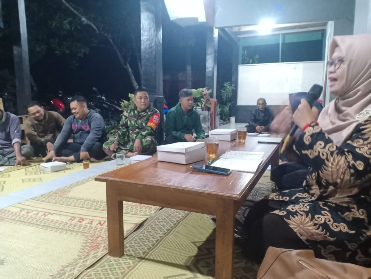 Penyuluhan dan pembentukan WKSBM dari dinas sosial dusun kalinongko kidul